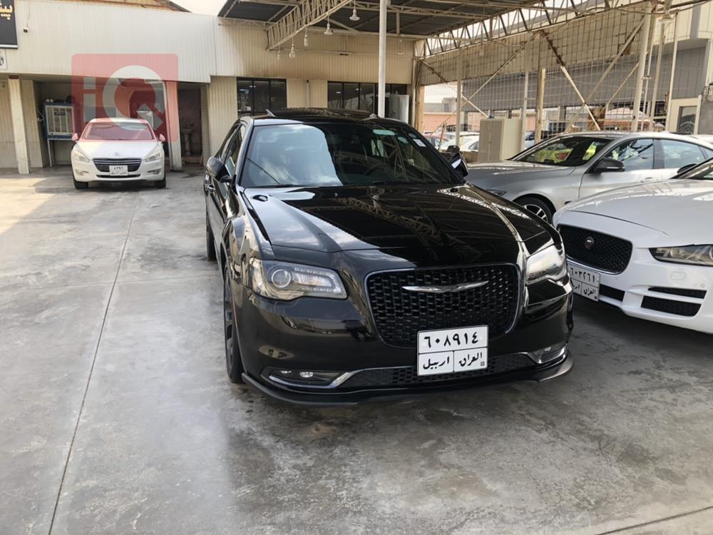 كرايسلر 300